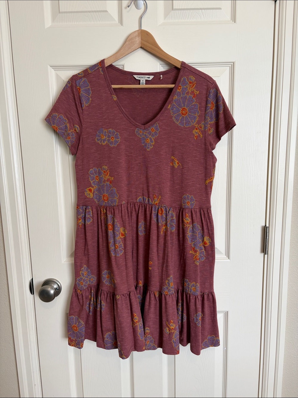 Toad&Co Floral Tiered V-Neck Mini Dress in Mauve